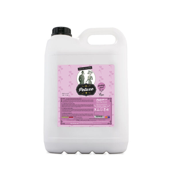 Champú con alto poder lavante para perros y gatos